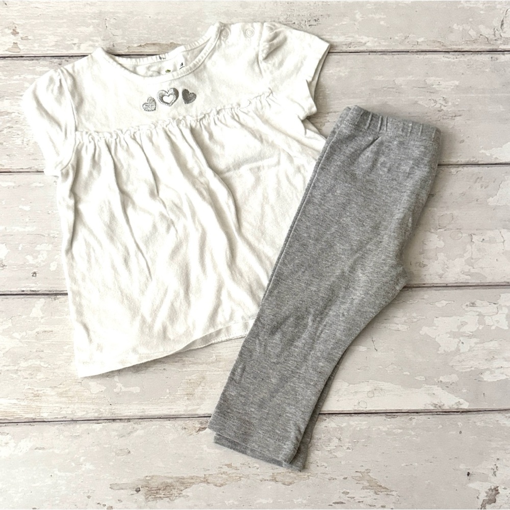 Baby Girl 18m Outfit Gray Leggings Pants White Short Sleeve Shirt Silver Hearts
